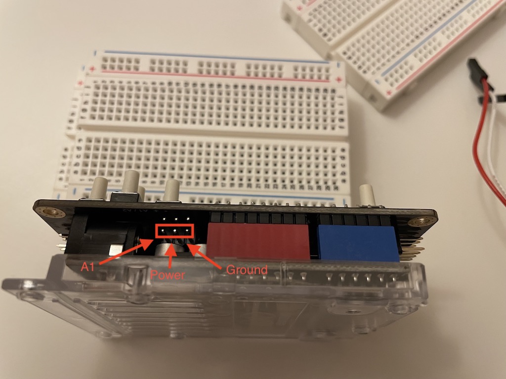 Sharp IR Sensor to Arduino wiring side view